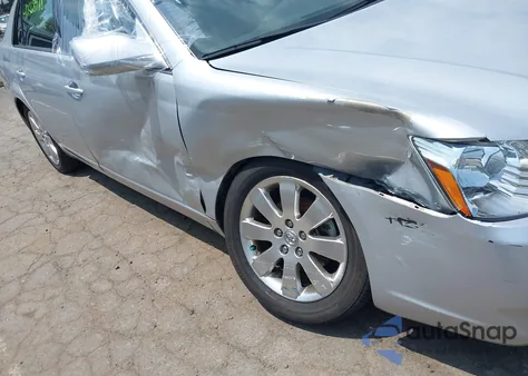 2006 Toyota Avalon Xls z USA, uszkodzony, nr VIN 4T1BK36B76U167434